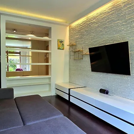 Triapart - Namorski Dwor Apartamento *